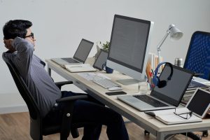 مزایای استفاده از صندلی ارگونومیک در محل کار