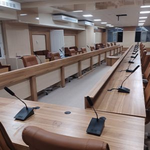 تجهیز سالن کنفرانسی